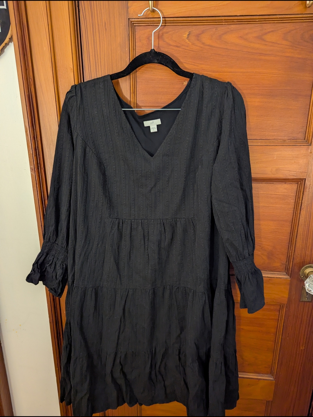 J. Jill Black Long Sleeve V-Neck Tiered Dress